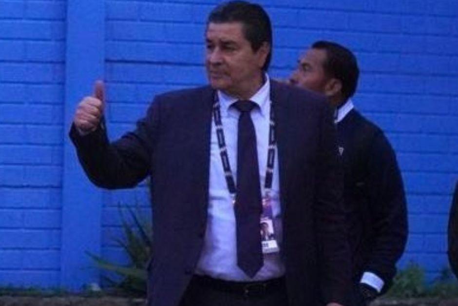 Luis Fernando Tena, entrenador de Guatemala, ya definió al 11 que enfrentará a la Selección de Panamá. (Foto: Fedefut)