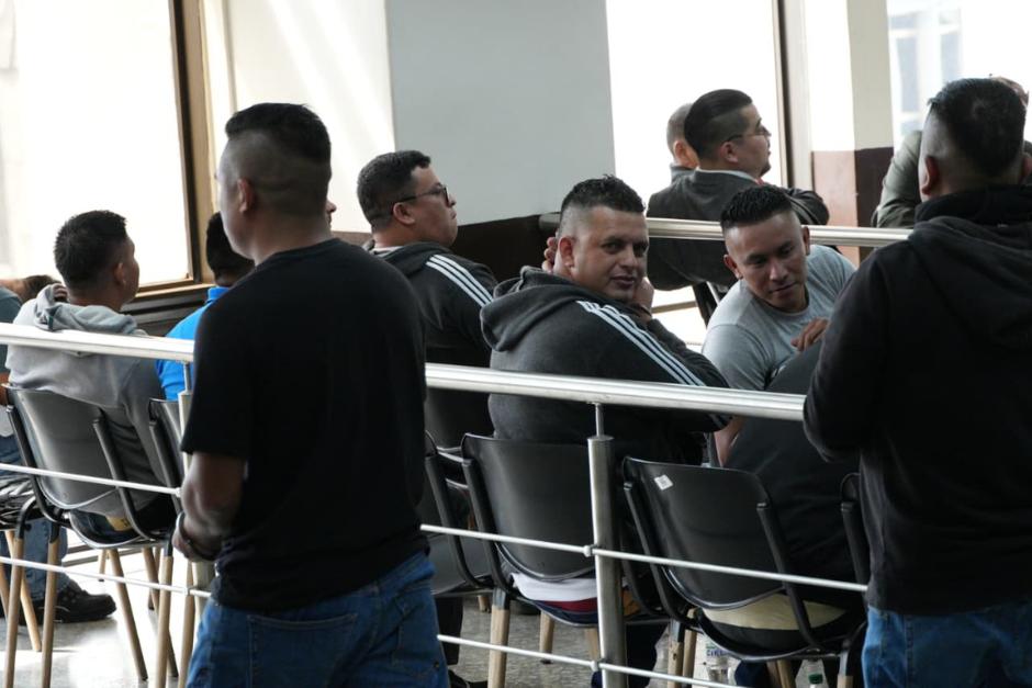 24 guardias del Sistema Penitenciario quedaron ligados a proceso penal por la fuga de 20 pandilleros del Barrio 18. (Foto: Wilder López/Soy502)