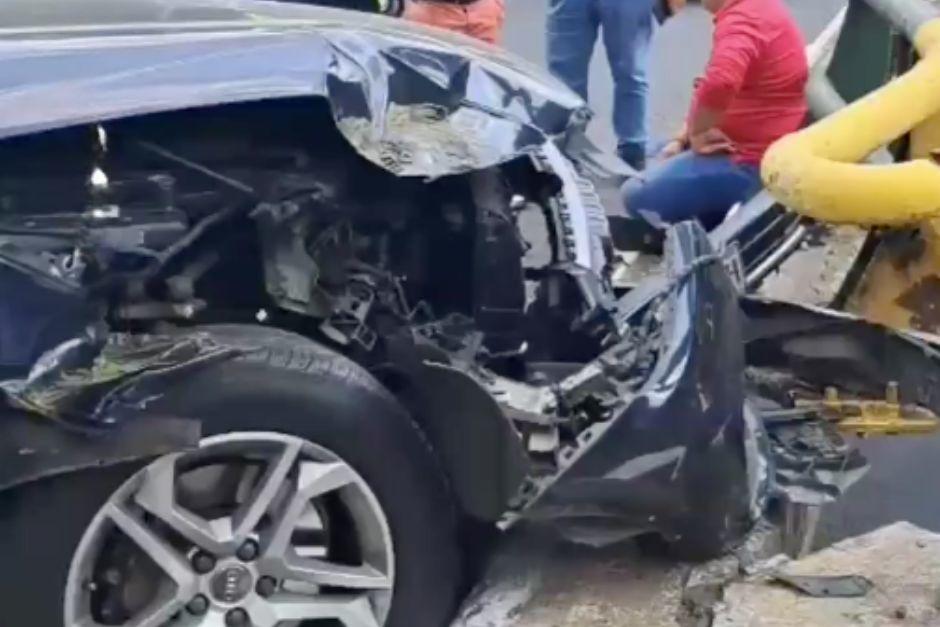 Tras el accidente de tránsito en el bulevar Liberación no se reportaron heridos. (Foto: Amílcar Montejo)