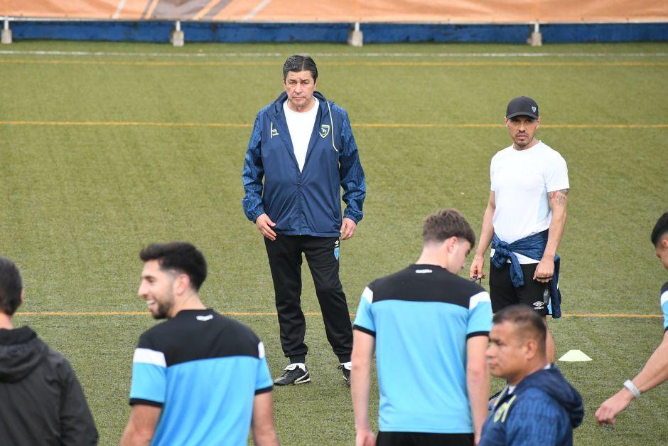 El técnico mexicano tiene la confianza de los jugadores, pero la Fedefut deberá de tomar la decisión final sobre su futuro en la Sele. (Foto: Rudy Martínez)