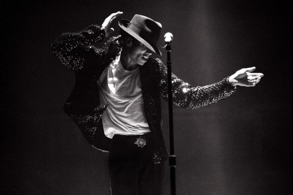 Jackson practicó fonética y acento para lograr un sonido natural. (Foto: X)