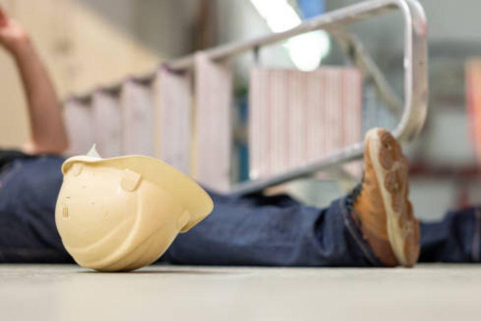 Al rescate llegaron los Bomberos Municipales, quienes lo trasladaron al Hospital Roosevelt. (Foto ilustrativa: istock)