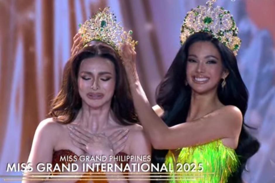 La noche de coronación de Miss Grand International 2025 brilló con elegancia y emoción en Bangkok. (Foto: Captura/YouTube)