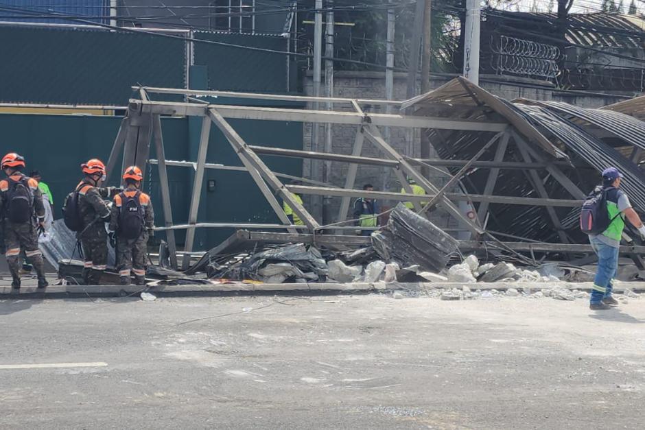 La pasarela ubicada en la Aguilar Batres fue retirada. (Foto: Jorge Sente/colaborador)