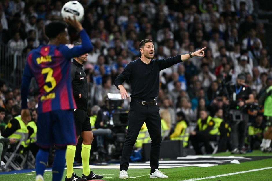 Xabi Alonso ganó su primer clásico como técnico del Real Madrid, después de los cuatro perdidos la temporada anterior. (Foto: AFP)