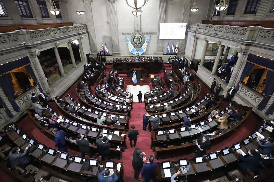Los dipuados del Congreso de la República se muestran con opiniones divididas por la crisis política que enfrenta el Gobierno. (Foto: Archivo / Soy502)
