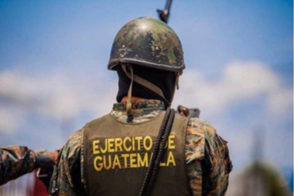 Cuatro personas fueron detenidas por robo de armas y el Ministerio Público (MP) dirige las diligencias para esclarecer el caso. (Foto: Archivo/Soy502)