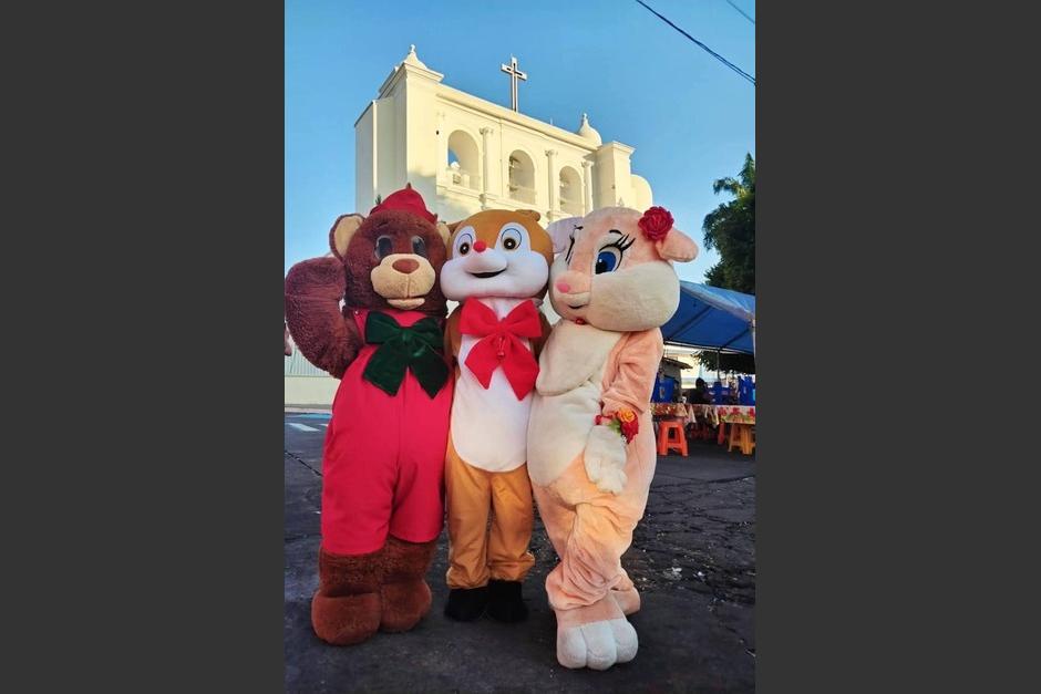 Valentina Arriaza creó Team Caritas Felices en Escuintla, un proyecto que entrega sorpresas personalizadas con botargas y dedicatorias. (Foto: Magy Ortega/Colaboradora)