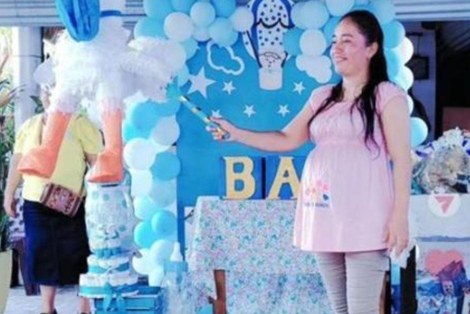 El MP accionará contra Yesenia Juárez Pérez y la acusa de fingir robo de bebé en hospital de Escuintla. (Foto: Redes Sociales)