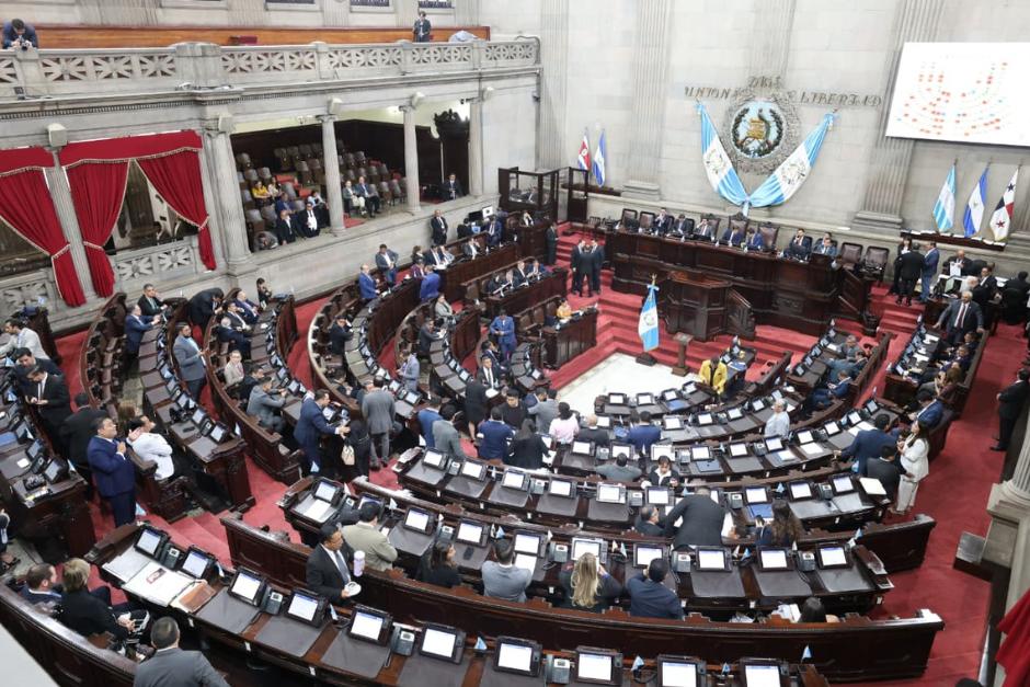 Diputados del Congreso conocieron en segundo debate una iniciativa que busca elevar las sanciones contra los miembros de las maras, a quienes buscan declarar como terroristas. (Foto: Archivo/Soy502)