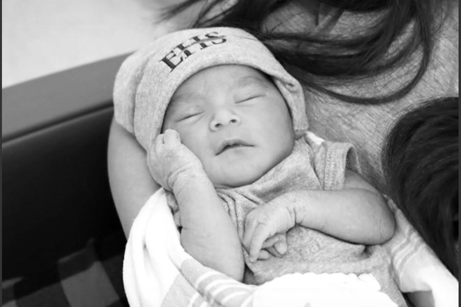 El menor estaba solo con la bebé. (Foto: ST. John´s Episcopal Hospital)