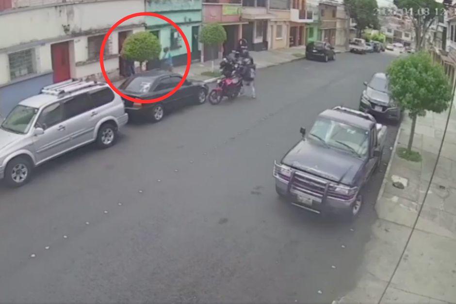 Los asaltantes iban a bordo de vehículos de dos ruedas. (Foto: Captura de video)