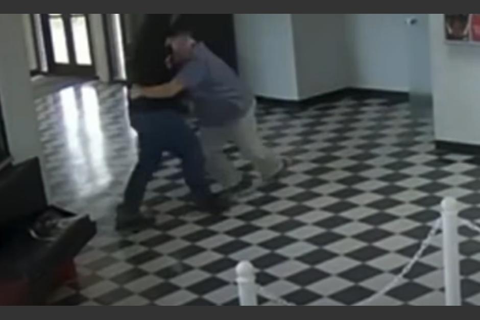 El sospechoso es un exalumno de la escuela. (Foto: captura de video)