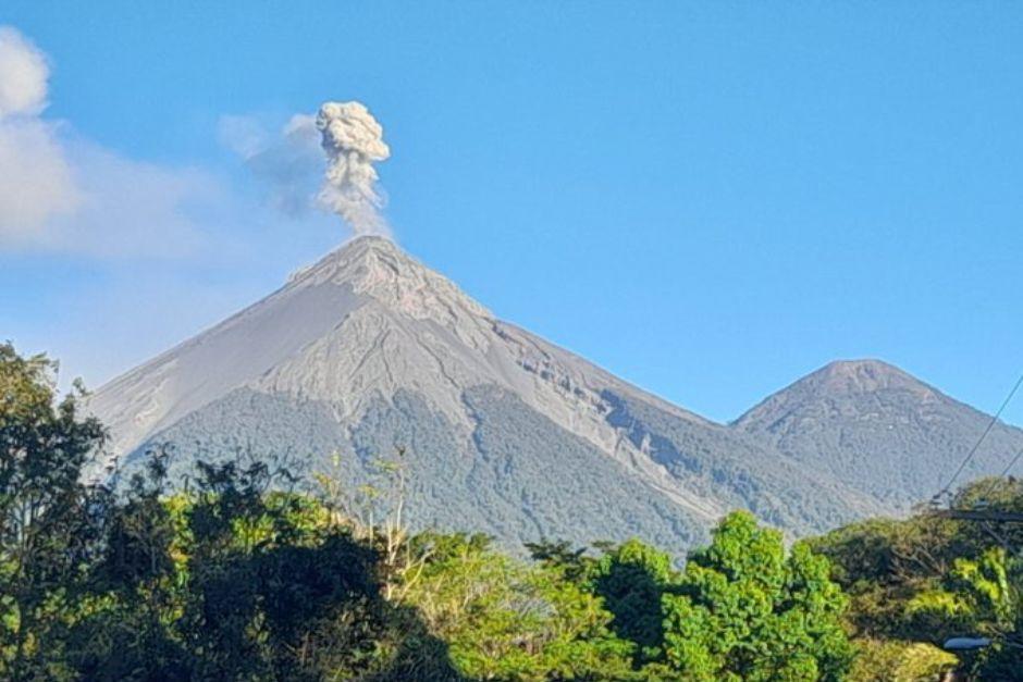 El Insivumeh recomendó tomar medidas de precaución por posible caída de ceniza tras explosiones en el volcán de Fuego. (Foto: )