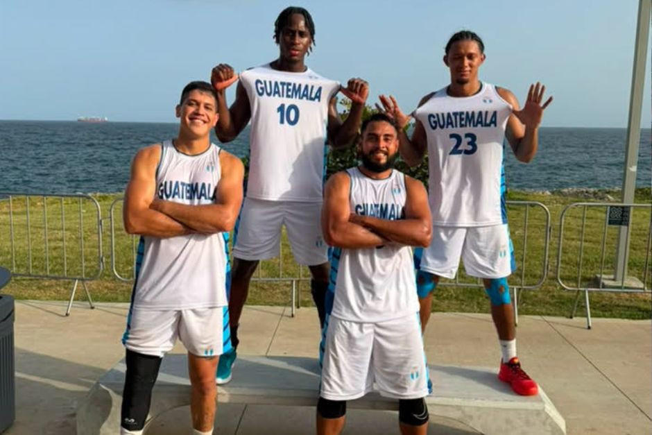 El combinado chapín celebró una histórica medalla de bronce. (Foto: Federación Nacional de Baloncesto) 