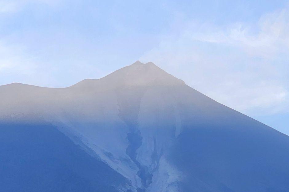 Parte del cráter del volcán de Fuego colapsó durante sus recientes erupciones. (Foto: El Reportero de Yepocapa)