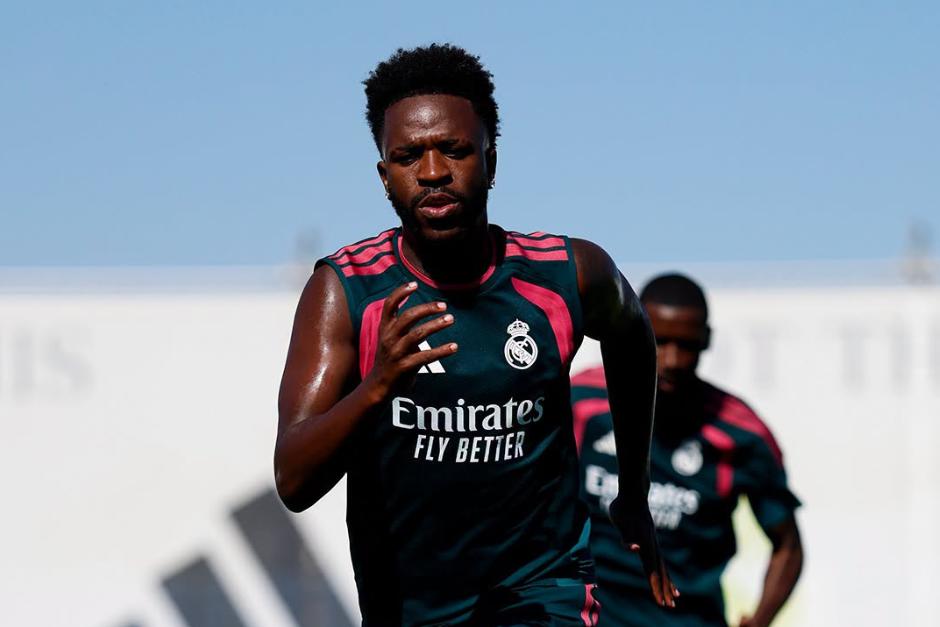 Vinícius Júnior renovó con el Real Madrid durante la semana y forma parte de la convocatoria. (Foto: Real Madrid)