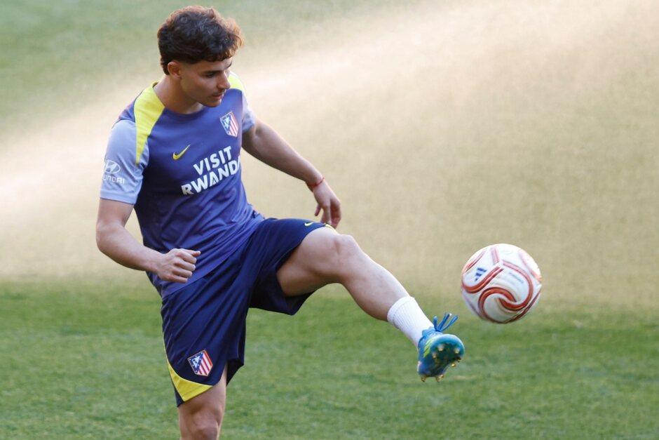 Álvarez permanece bajo las órdenes de Diego Pablo Simeone. (Foto: Atlético de Madrid) 