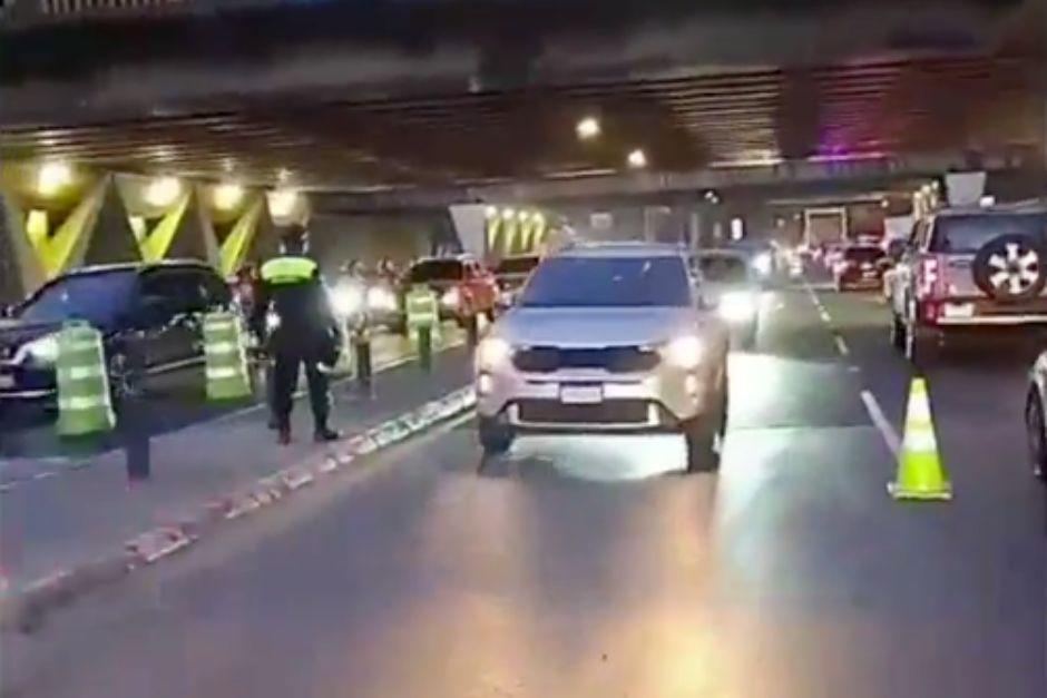 Los carriles reversibles han sido implementados para reducir el tránsito en la ciudad durante labores del AeroMetro. (Foto: PMT)