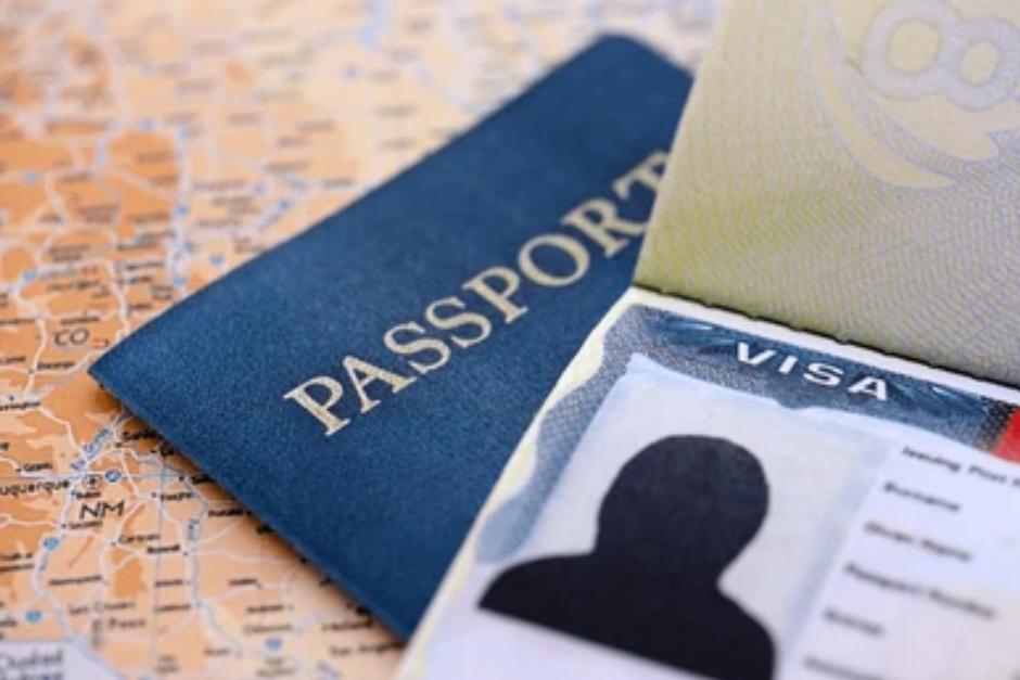 Anomalías en la documentación hicieron que los agentes investigaran la existencia de los pasaportes. (Foto ilustrativa: Shutterstock)