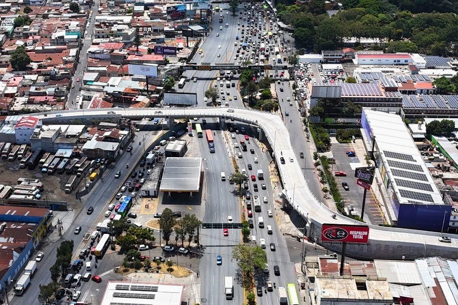 El paso a desnivel Roosevelt ya se encuentra habilitado. (Foto: Juan Carlos Pérez/Soy502)