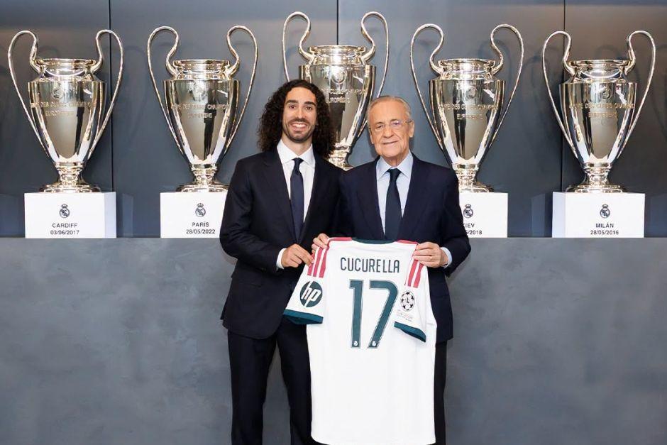 El defensor español fue presentado junto a las 15 Copas de Europa con el dorsal 17. (Foto: Real Madrid)