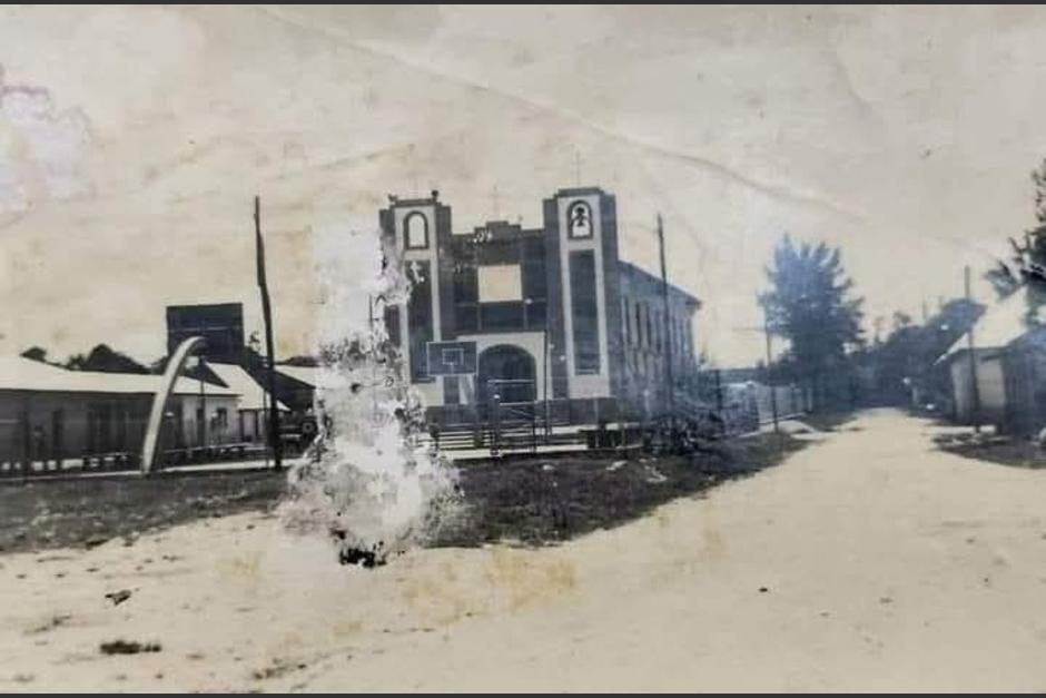Imagen del antiguo templo de San Pedro Mártir de Verona, una construcción que data de las décadas de 1980. (Foto: Ana Pau Ortega) 