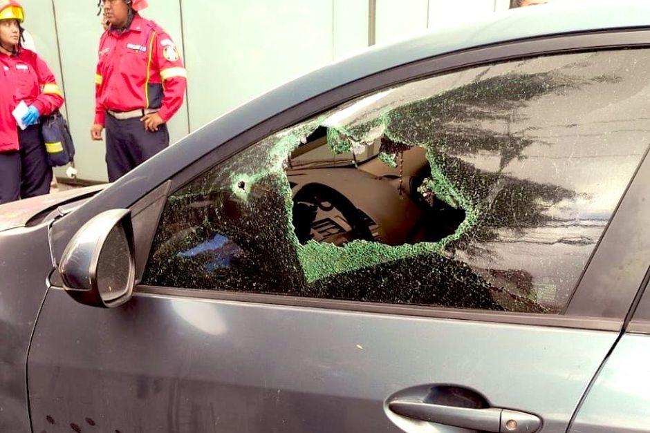 Una mujer fue víctima de un violento asalto por dos hombres que ya habrían sido detenidos. (Foto vía: Amílcar Montejo)