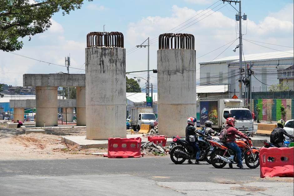 El CIV confirmó que el contrato del paso a desnivel de la Avenida Petapa se encuentra en proceso de liquidación. (Foto: Archivo / Soy502)