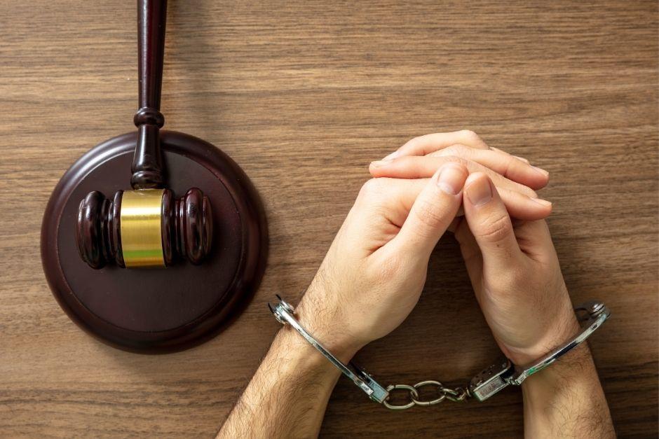 Reformar la legítima defensa para evitar que los ciudadanos que actúan legalmente vayan a prisión preventiva. (Foto ilustrativa: Shutterstock)