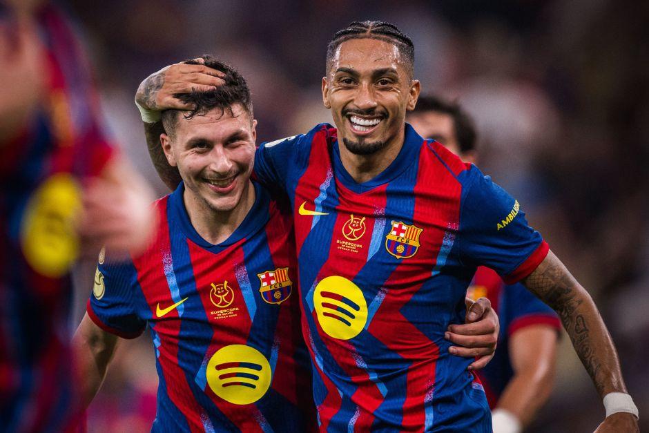 Roony y Raphinha fueron parte del festín de goles ante los vascos. El brasileño fue la figura con un doblete de gritos. (Foto: FCB)