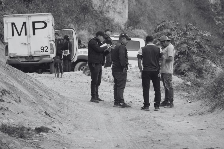 Bomberos Voluntarios reportan hallazgo del cuerpo de persona con señales de violencia. (Foto: Wilder López/Soy502)