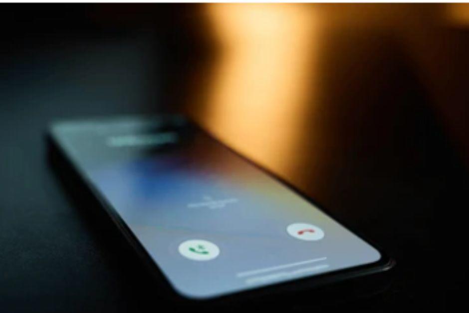 Llamadas sospechosas podrían ser una señal de alarma. (Foto: Shutterstock)