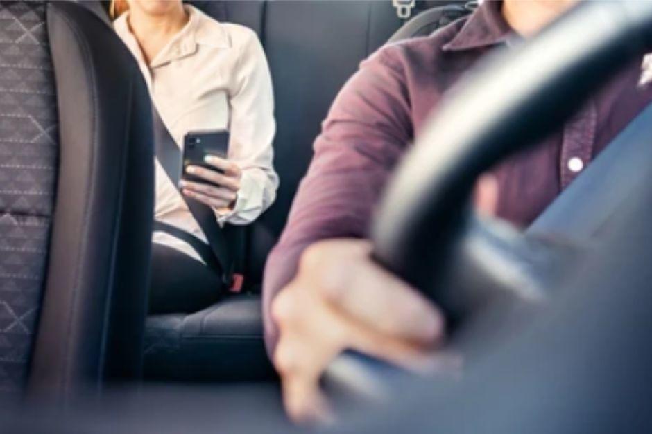 Estas son algunas de las recomendaciones que comparte la PNC para proteger a los usuarios de taxis. (Foto ilustrativa:Shutterstock)