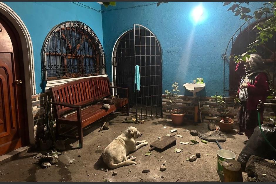 La turba agredió a familiares del alcalde. (Foto: Alfonso Guárquez/Nuestro Diario)