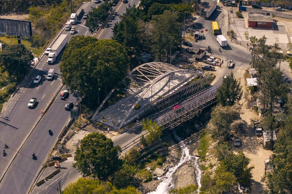 El Ministerio de Comunicaciones informó que reactivaron los trabajos de rehabilitación del puente Villalobos 1. (Foto: MICIVI)