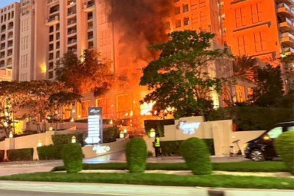 Un lujoso hotel de Dubái fue atacado con drones iraníes. (Foto: Redes sociales)