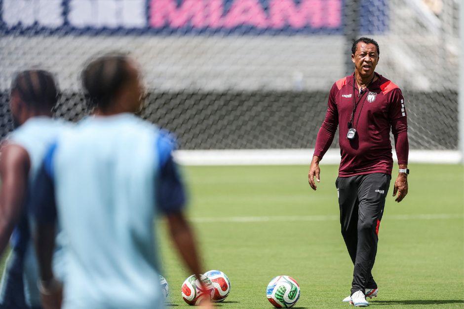 El entrenador de Cabo Verde confía en dar un buen partido ante los campeones del mundo. (Foto: AFP)
