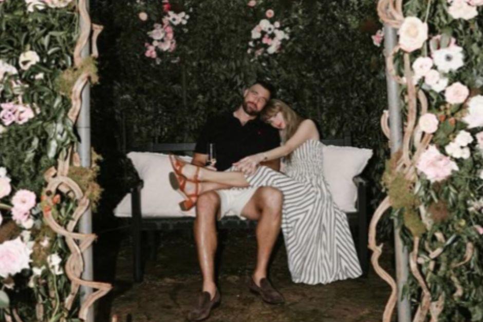 Taylor Swift y Travis Kelce se comprometieron en agosto del 2025, y se ha incrementado la expectativa de sus fans para conocer detalles de su boda. (Foto: Taylor Swift)