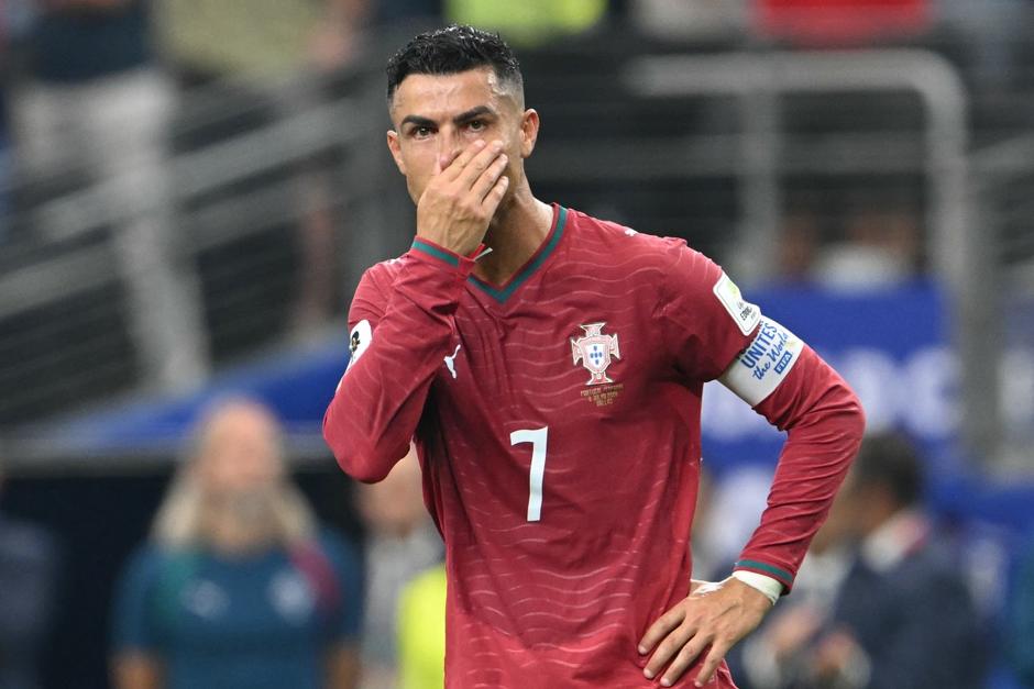 Cristiano Ronaldo no pudo contener el llanto al finalizar el partido entre España y Portugal. (Foto: AFP)