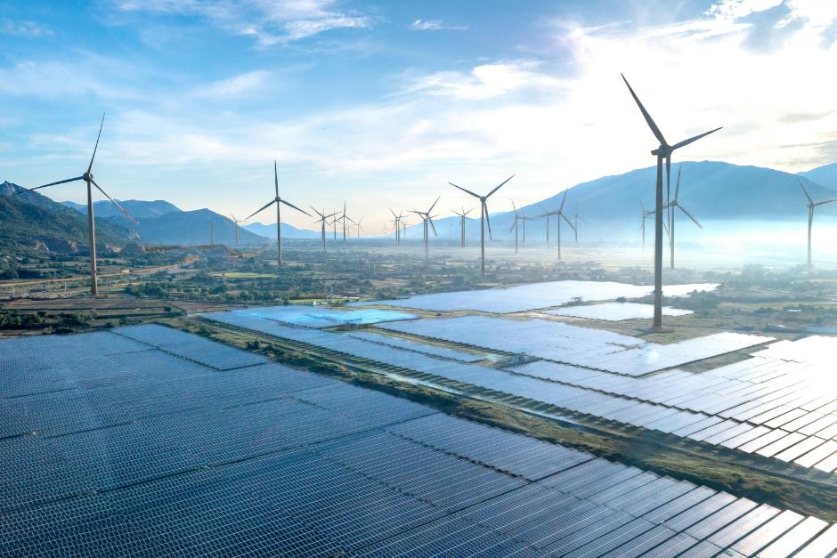 Se estima que la potencia asignada en la licitación PEG-5 para las energías renovables es de un 73%. (Foto: Canva/Soy502)