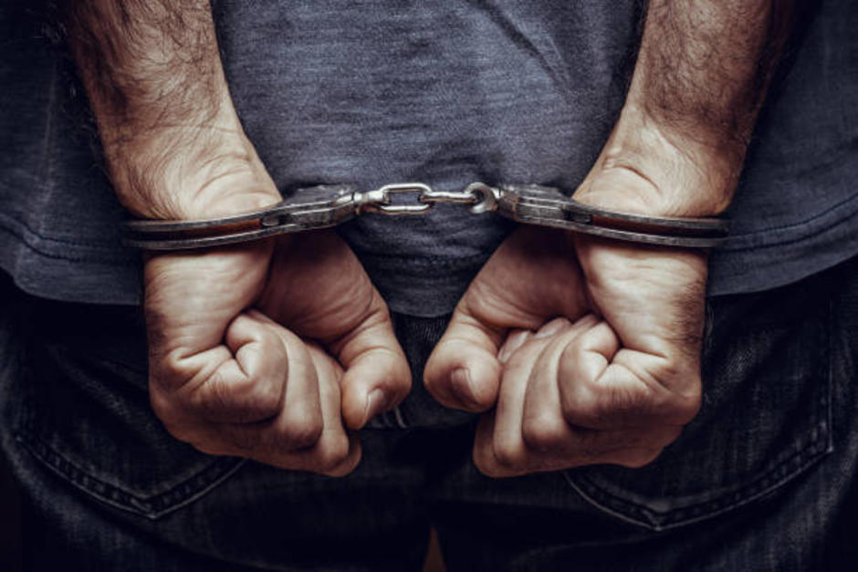 El detenido es señalado por el delito de extorsión. (Foto ilustrativa: iStock)