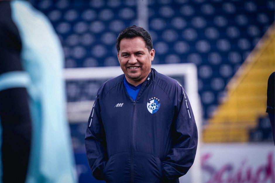 El técnico guatemalteco destacó la pasada temporada en el futbol tico llegando hasta semifinales con los brumosos. (Foto: Cartaginés)