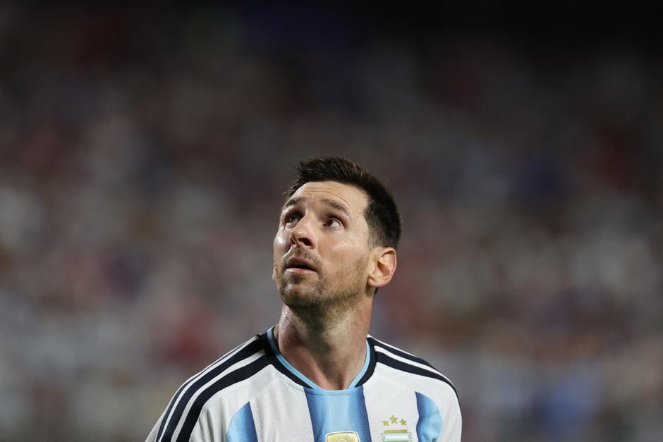 Lionel Messi enfrentará a Inglaterra en las semifinales del Mundial 2026. (Foto: AFP)