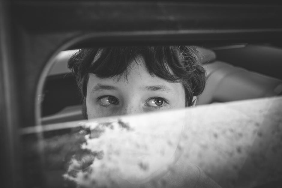 La pequeña pasó varias horas dentro del carro hasta que fue hallada sin signos vitales. (Foto: Shutterstock)