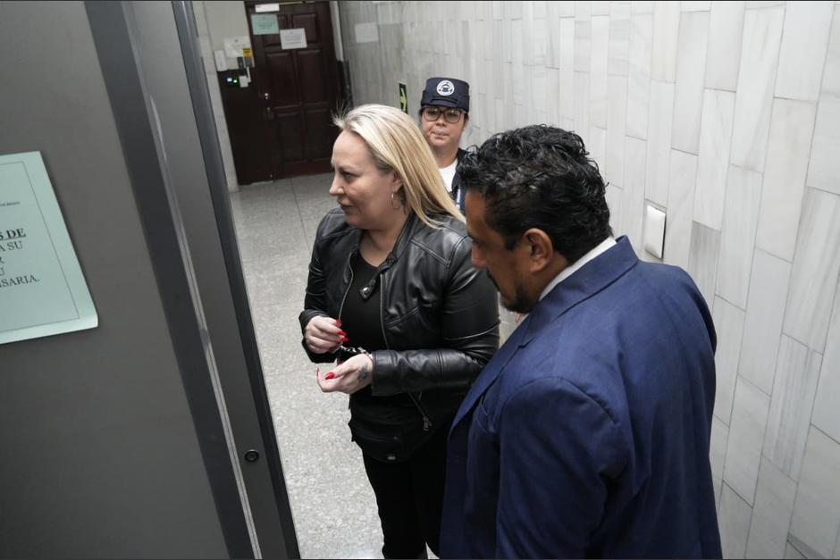 María Marta Castañeda Torres llega a la Torre de Tribunales. (Foto: Wilder López / Soy502)
