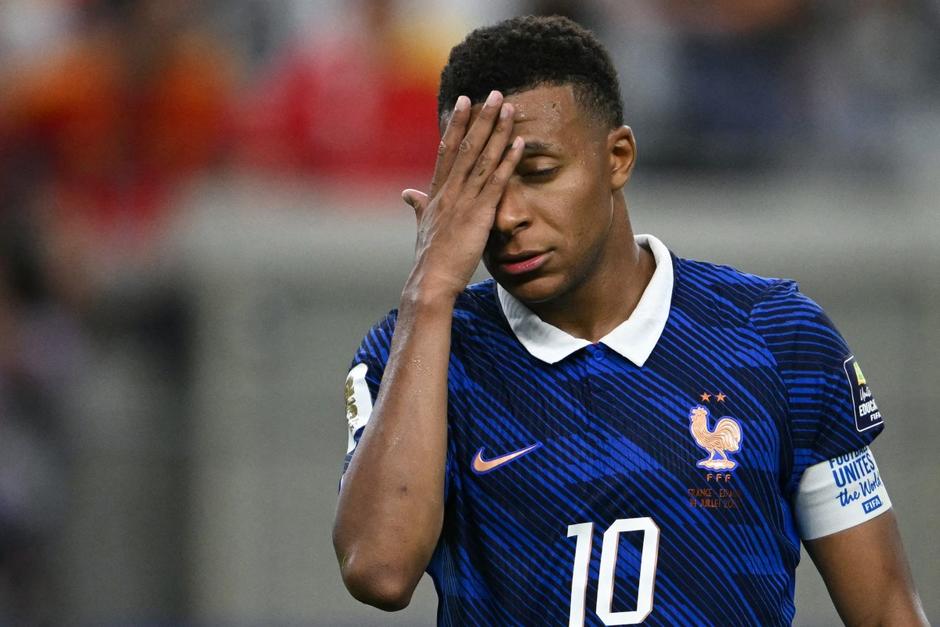 Kylian Mbappé no encontró la manera de romper el cerrojo español y se quedó a las puertas de su tercer final mundialista. (Foto: AFP)