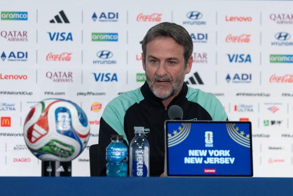 El técnico europeo no tenía claro su futuro tras el Mundial, pero aceptó renovar. (Foto: Fepafut)