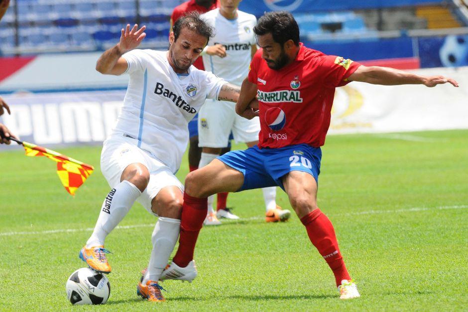 José Contreras y Carlos Ruiz jugarán juntos en un partido de exhibición. (Foto: Soy502)