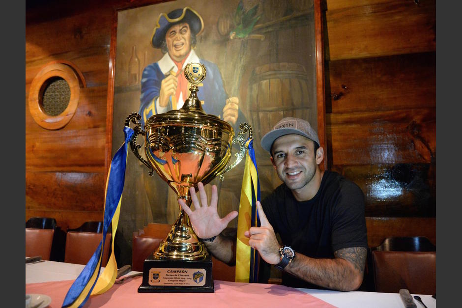 José Contreras fue el gran orquestador del hexacampeonato crema; pese a ser mediocampista, registró 30 dianas a lo largo de los seis títulos al hilo. (Foto: Archivo)